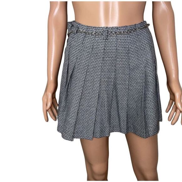 Impair et Pair brand school girl plaid pleated mini skirt with chain belt SZ 7 - Picture 2 of 7
